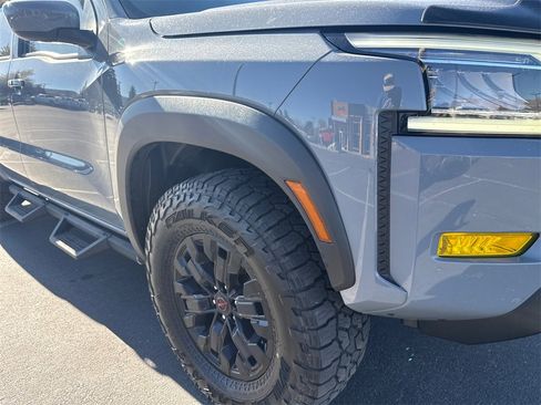 Used 2022 Nissan Frontier PRO-4X w/ Off-Road Protection Package image 16
