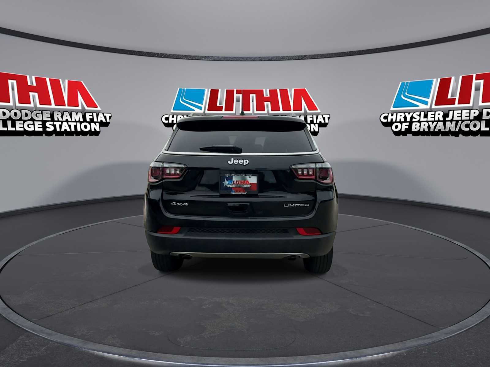Used 2023 Jeep Compass Limited AWD/4WD image 7
