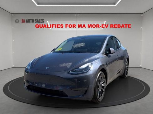 Used 2023 Tesla Model Y AWD image 1
