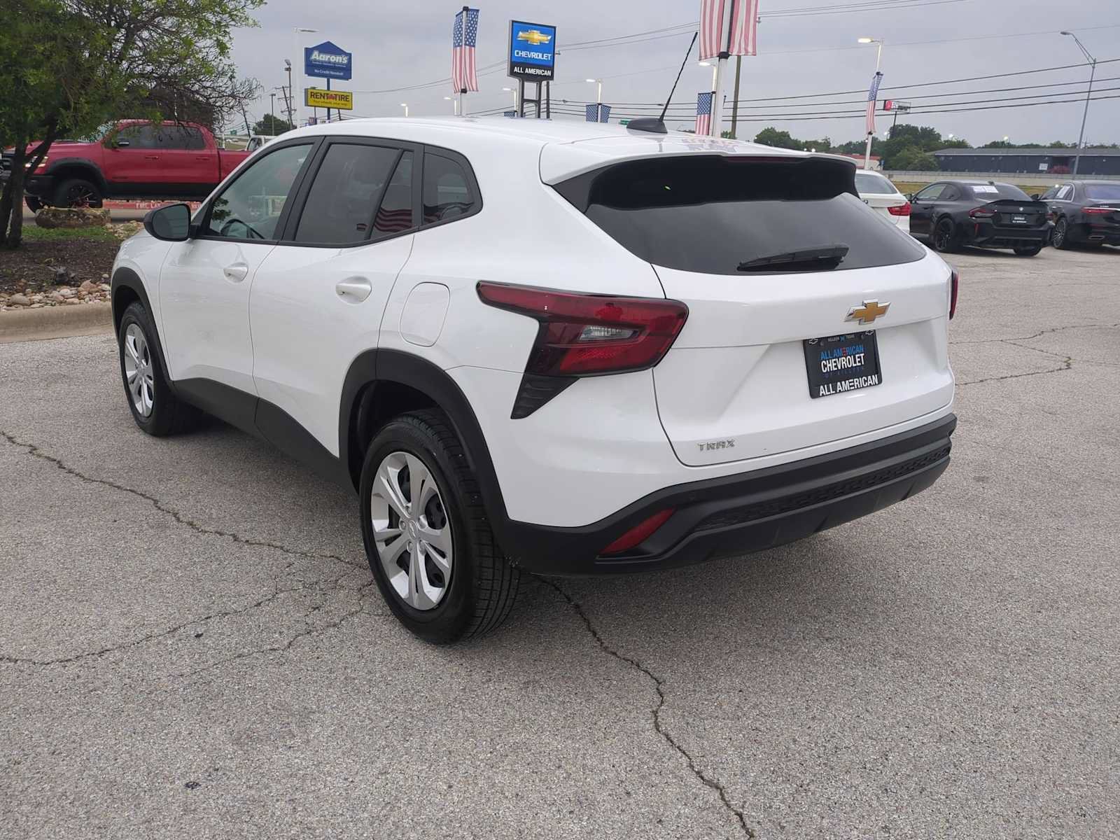 Used 2025 Chevrolet Trax LS w/ Driver Confidence Package FWD image 6
