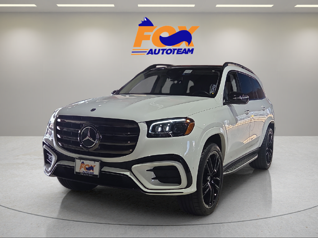Used 2024 Mercedes-Benz GLS 580 4MATIC image 1