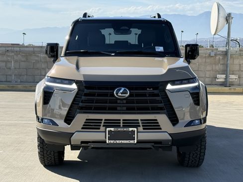 New 2026 Lexus GX 550 AWD/4WD image 6