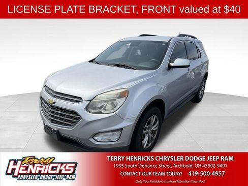 Used 2017 Chevrolet Equinox LT FWD image 1