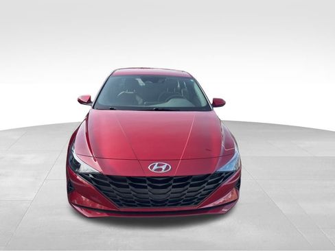 Used 2021 Hyundai Elantra Blue image 2