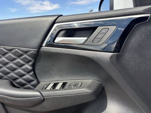 Used 2023 Mitsubishi Outlander SEL FWD image 21