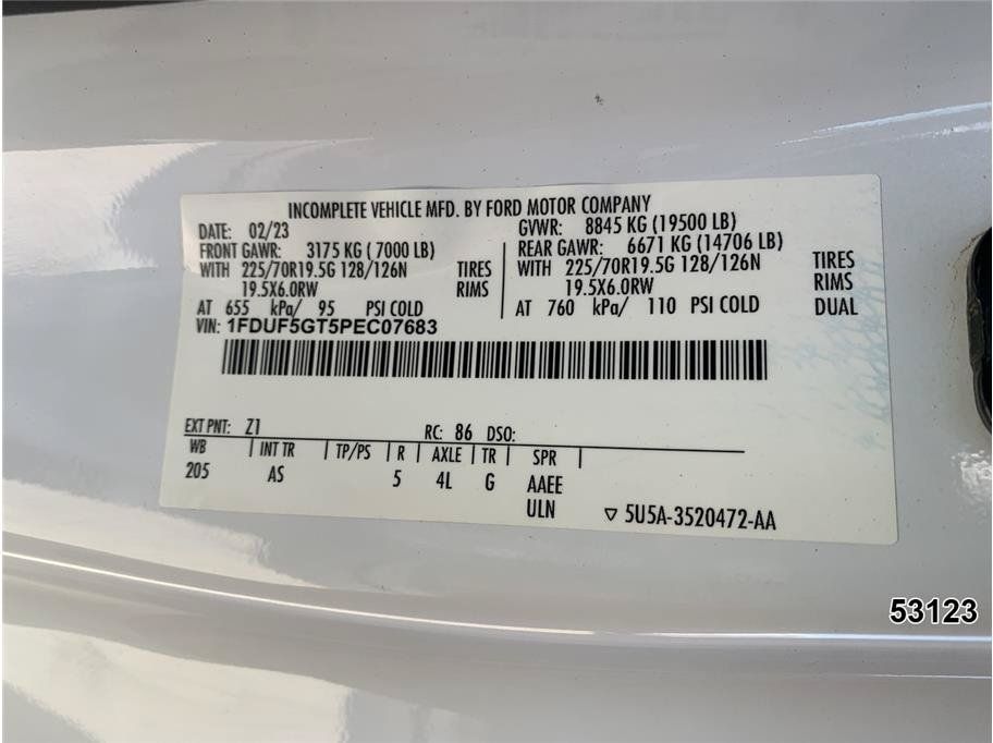 Used 2023 Ford F550 Luxury RWD image 14