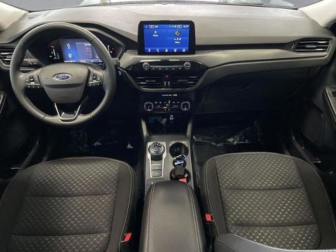 Certified 2023 Ford Escape Active image 3
