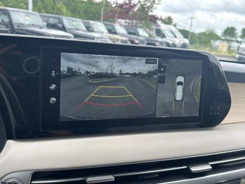 Used 2024 Hyundai Palisade Limited AWD/4WD image 44