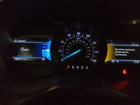 Used 2020 Ford Edge Titanium w/ Equipment Group 301A FWD image 23