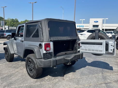 Used 2017 Jeep Wrangler Sport w/ Trailer Tow Group AWD/4WD image 14