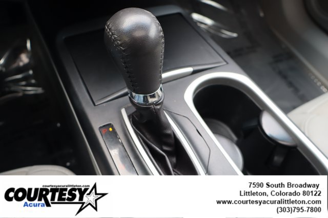 Used 2017 Acura RDX w/ Technology Package AWD/4WD image 19