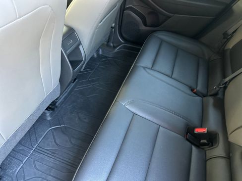 Used 2024 Chevrolet Trax ACTIV w/ Driver Confidence Package image 12