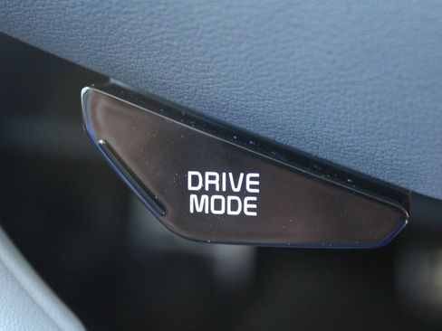 New 2025 Kia Niro EX Touring image 26