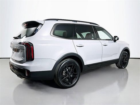 Used 2024 Kia Telluride EX X-Line image 7