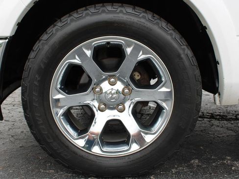 Used 2017 RAM 1500 Laramie w/ Convenience Group AWD/4WD image 57