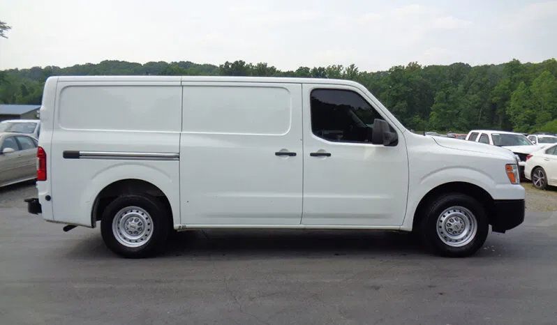 Used 2018 Nissan NV 2500 S RWD image 8