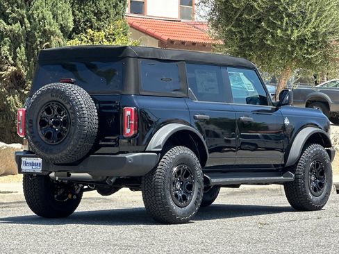 New 2026 Ford Bronco Outer Banks w/ Sasquatch Package AWD/4WD image 4