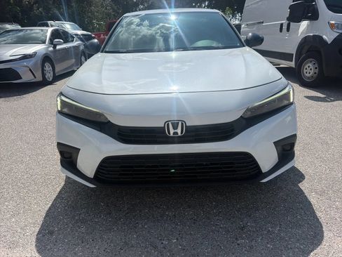 Used 2022 Honda Civic Sport image 4