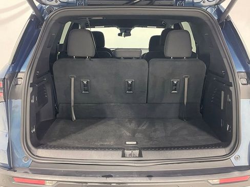 Used 2025 Chevrolet Traverse LT w/ LPO, Floor Liner Package AWD/4WD image 5