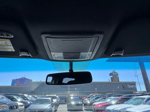 Used 2014 Ford Explorer Limited image 33