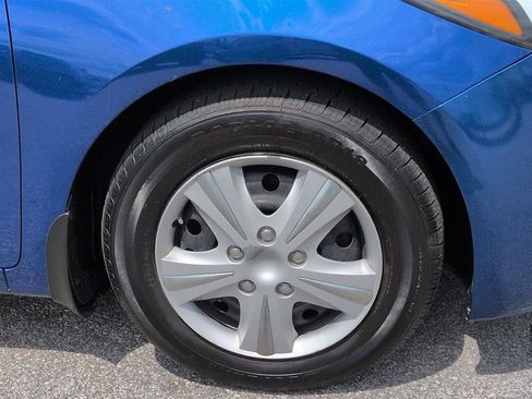 Used 2017 Kia Forte LX FWD image 10