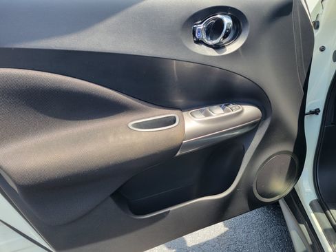 Used 2012 Nissan Juke SV w/ Chrome Pkg FWD image 20