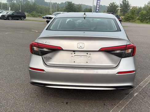 Used 2023 Honda Civic LX image 8