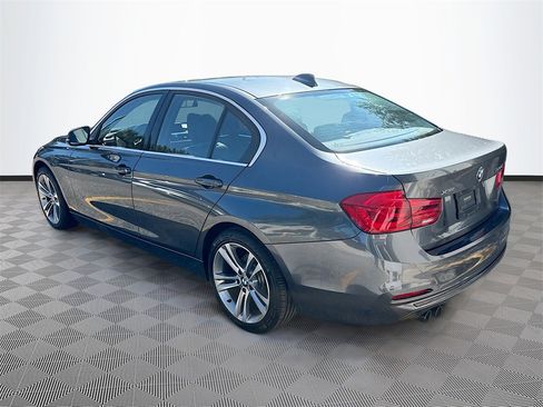 Used 2018 BMW 330i xDrive Sedan image 6