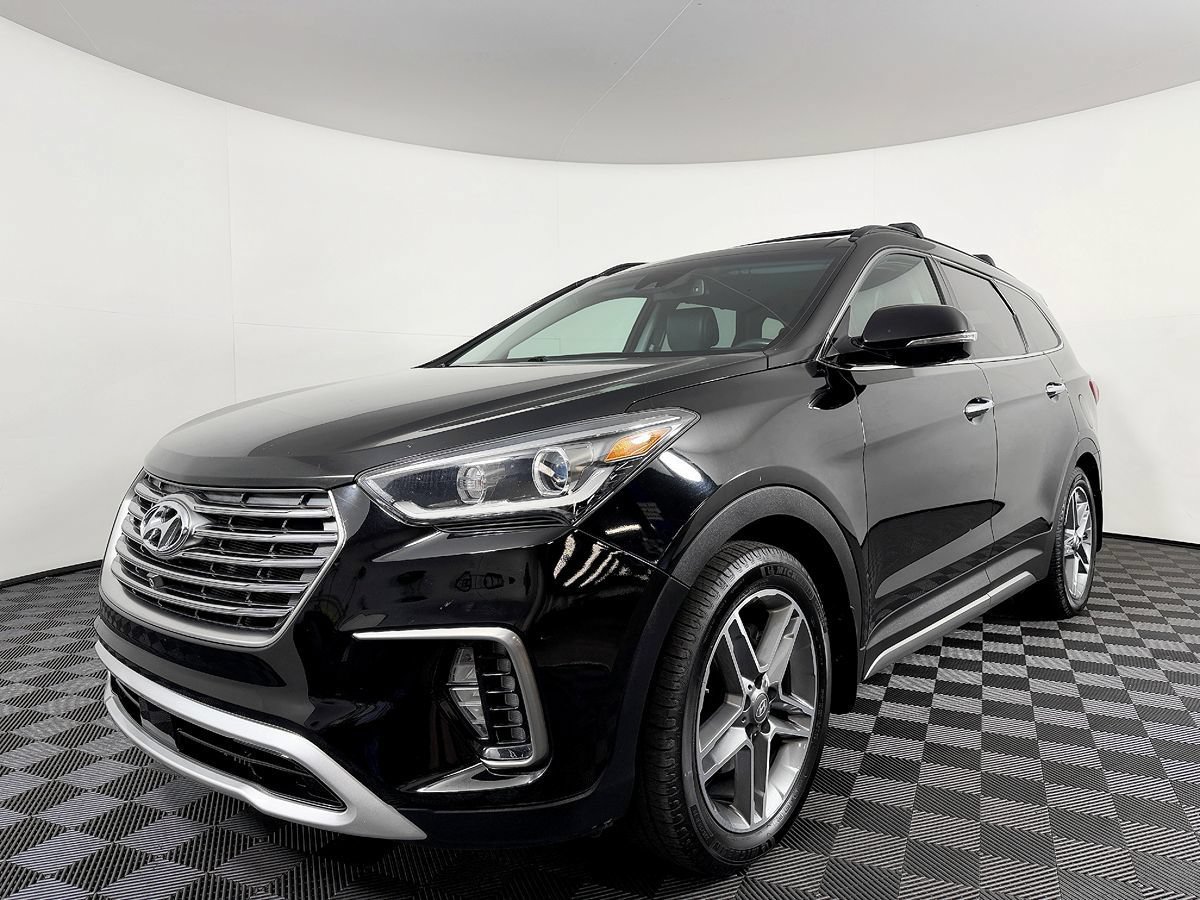 Used 2017 Hyundai Santa Fe Limited AWD/4WD image 2