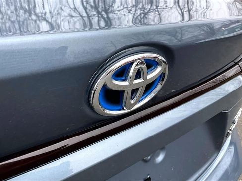 Certified 2024 Toyota Corolla LE w/ LE Convenience Package image 29