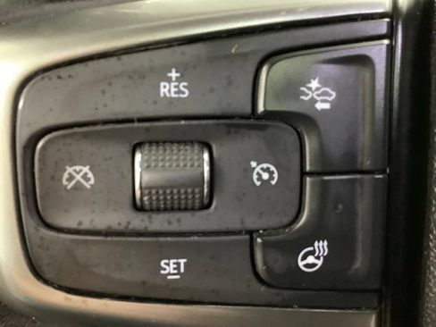 Used 2021 Chevrolet Tahoe Z71 w/ Z71 Signature Package AWD/4WD image 18