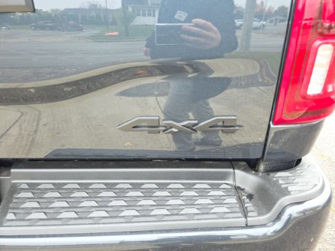 New 2026 RAM 2500 Limited AWD/4WD image 37