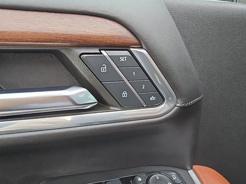 Used 2024 GMC Sierra 3500 Denali Ultimate image 27