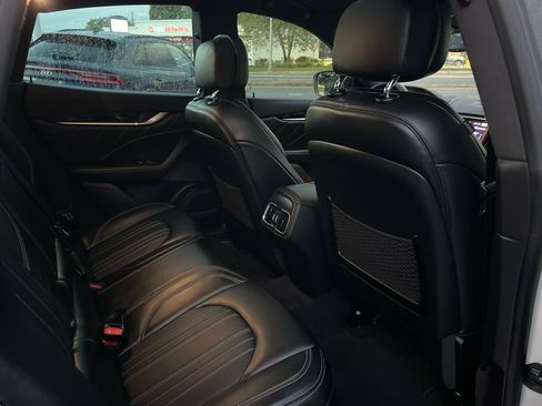 Used 2021 Maserati Levante image 49