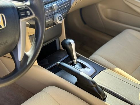 Used 2012 Honda Accord LX image 13