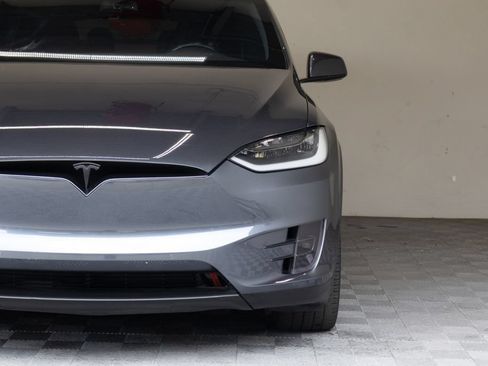 Used 2018 Tesla Model X P100D AWD/4WD image 5