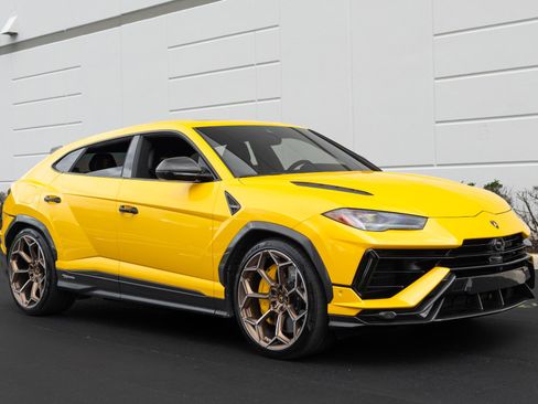 Used 2024 Lamborghini Urus Performante image 4