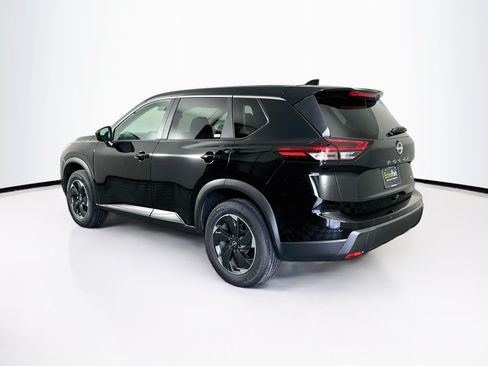 Used 2025 Nissan Rogue SV AWD/4WD image 5