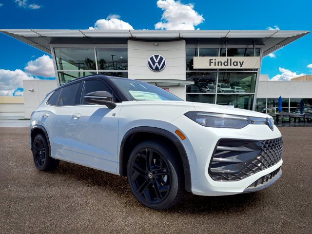 New 2026 Volkswagen Tiguan SE R-Line FWD image 1