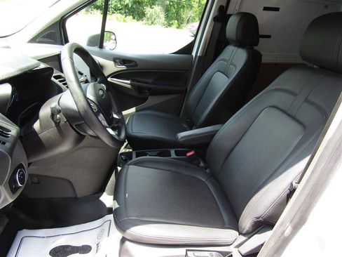 Used 2020 Ford Transit Connect XL image 12