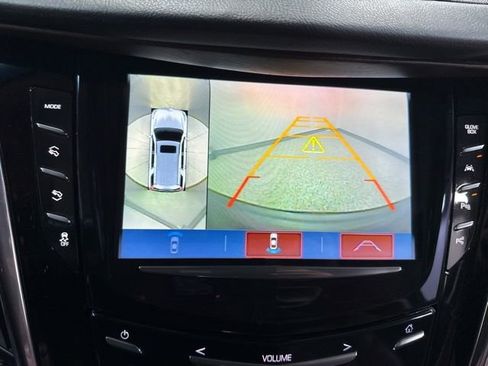 Used 2017 Cadillac Escalade Premium Luxury image 6