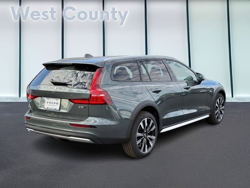 New 2026 Volvo V60 B5 Cross Country Ultra w/ Climate Package image 3