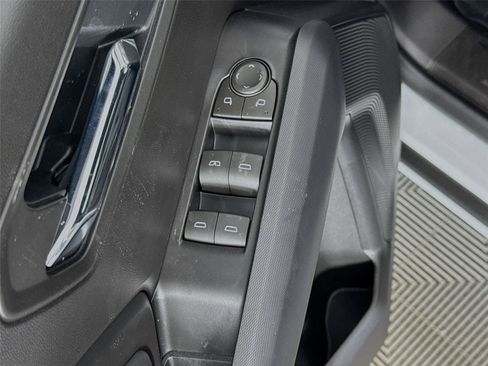 New 2026 GMC Canyon Elevation w/ Convenience Package RWD image 19