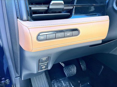 Certified 2025 INFINITI QX80 Sensory image 50