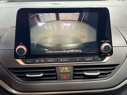 Certified 2025 Nissan Altima 2.5 S image 11