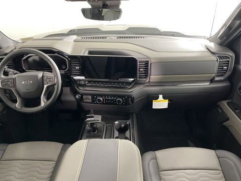 New 2026 Chevrolet Silverado 1500 ZR2 image 17