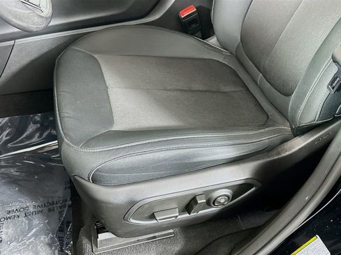 Certified 2023 Jeep Grand Cherokee Laredo w/ Luxury Tech Group I image 30