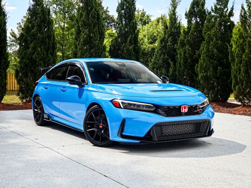 Used 2024 Honda Civic Type R image 2
