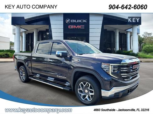 Used 2023 GMC Sierra 1500 SLT w/ SLT Premium Package AWD/4WD image 1
