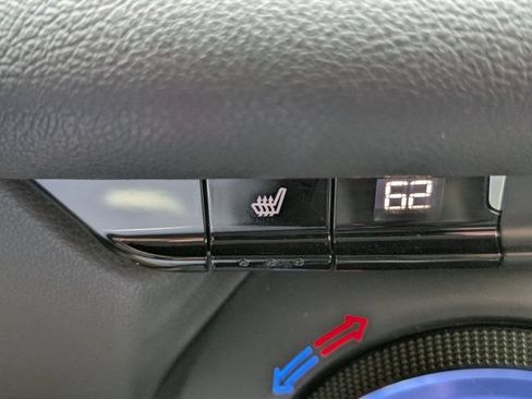 Used 2022 Chevrolet Blazer LT AWD/4WD image 19